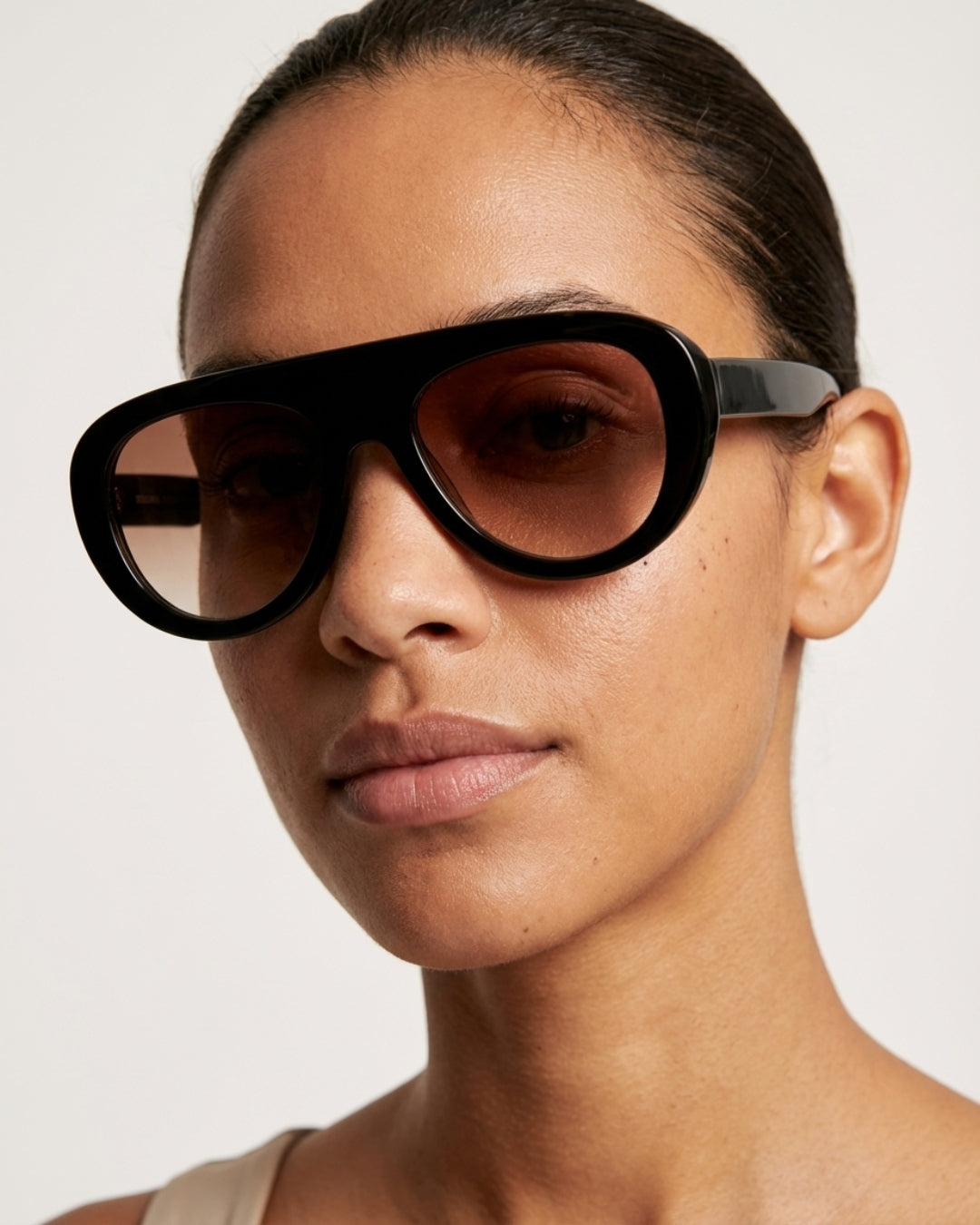 Chams — Brown lens
